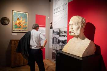 Guided tours of the Ljubljana. City. History. exhibition