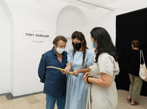 Tony Oursler: Experimentum crucis, Galerija Vžigalica, 2020