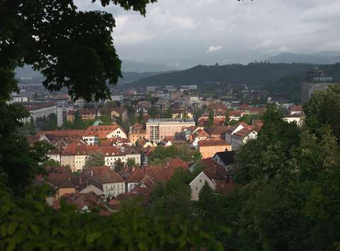 Plečnik je ob svojo Kulturno os postavil palačo modrosti, Narodno in univerzitetno knjižnico