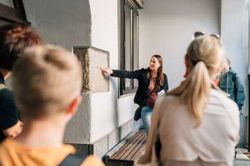 Odkrivamo emonske napise, raziskujemo življenje v Emoni