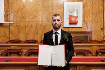 [M_oder] Peter Černe: Skloni v slovnici madžarskega jezika